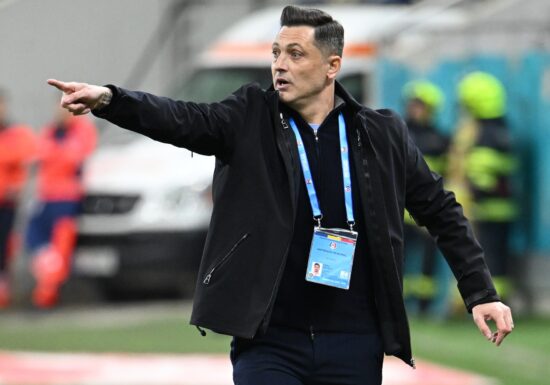 FCSB i-a făcut o ofertă publică lui Mirel Rădoi