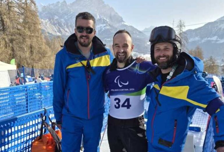 Jocurile Paralimpice: Mihăiță Papară avansează la snowboard cros