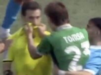 Un fotbalist român a agresat fizic un arbitru în Italia