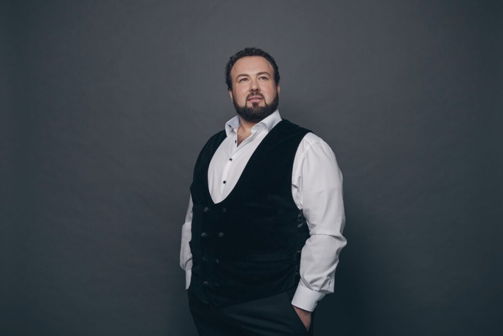 Tenorul Ștefan Pop, de la Teatro La Fenice, pe scena Operei Naționale București