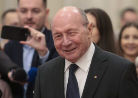 „Ce avem acum este rezultatul organizării ticăloase a alegerilor”, spune Băsescu. Fostul președinte cere refacerea coaliției