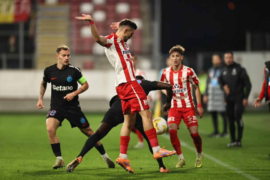 Prea târziu! FCSB se distrează la UTA Arad, dar merge în play-out cu capul plecat