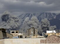 Șase americani uciși în luptă. Al doilea atac în Cipru. 3 avioane americane de luptă, doborâte de Kuweit. Noi explozii în Doha (Video)