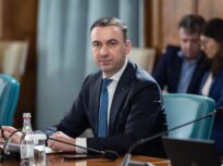 Ministrul Energiei: Am luat în calcul să redeschidem rafinaria Petrotel, care va putea să rafineze până la 20% din petroluri rafinate în România. Am reușit să amânăm o revizie tehnică a rafinăriei Petromidia, lucrăm la capacitate maximă și la Petrobrazi