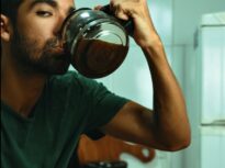 Ce face cofeina atunci când ești privat de somn