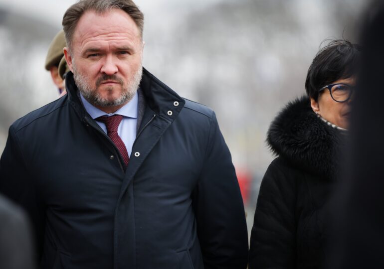 Comisia Europeană le cere țărilor membre să reducă consumul de petrol și gaze: Cetățenii să călătorească mai puțin pentru a evita penuria