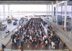Cozi uriașe pe aeroporturile din SUA după demisia a sute de agenți de securitate (Foto & Video)