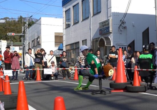 Grand Prix cu scaune de birou: sportul care cucerește Japonia