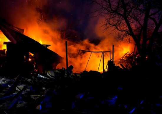 <span style="color:#990000;">Ziua 1495</span> Sute de atacuri în sudul Ucrainei. Pene de curent în Odesa. Noi lovituri în Leningrad. Două drone au căzut în Finlanda