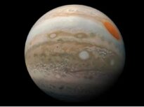 Cât de puternice sunt fulgerele de pe Jupiter?