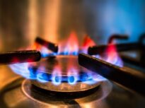 Prețul gazului european crește cu 30% după creșterea istorică a prețului petrolului