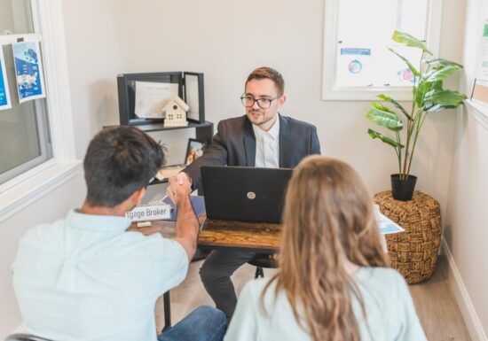 Cum să îți planifici bugetul pentru achitarea unui credit ipotecar