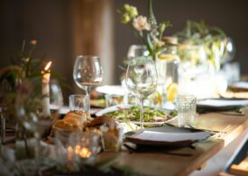 Greșeli pe care să le eviți la masa de Paște pentru o experiență fără cusur