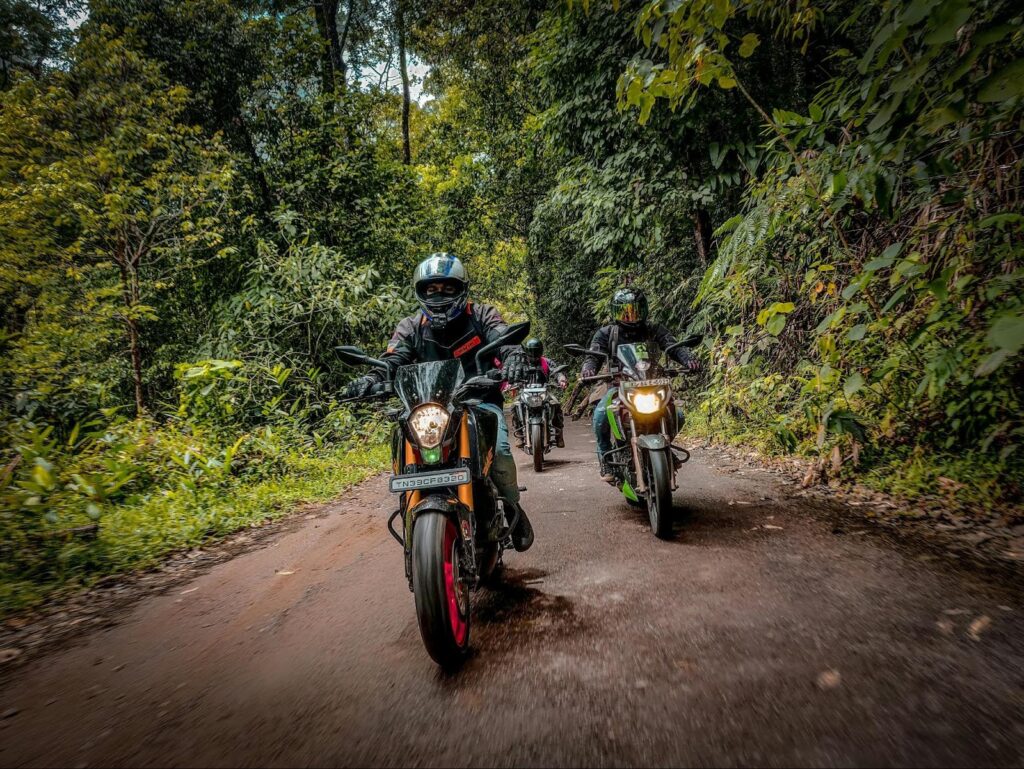 Cele mai pitorești trasee din România pentru pasionații de motociclete