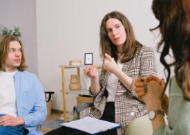 Autismul la adulți: relații, muncă și strategii de sprijin utile