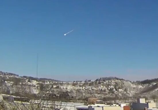 Meteorit uriaș deasupra SUA: explozie cât 250 de tone de TNT (Video)