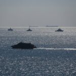 Criza din Golf: 20.000 de marinari riscă să rămână fără mâncare și apă pe navele blocate de Iran