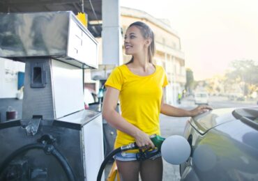 Prima ieftinire după o săptămână de pauză. Cât costă acum benzina și motorina