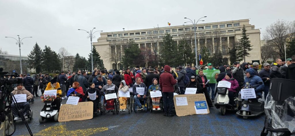 protest guvern oameni handicap