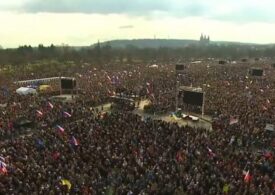 Cehia: Sute de mii de oameni au participat la cea mai mare manifestație antiguvernamentală din țară de după 2019 (Video)