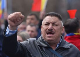 Angajații de la trei mine din Valea Jiului nu au intrat la muncă, după ce au aflat că nu vor primi cele două prime de Paște de fiecare