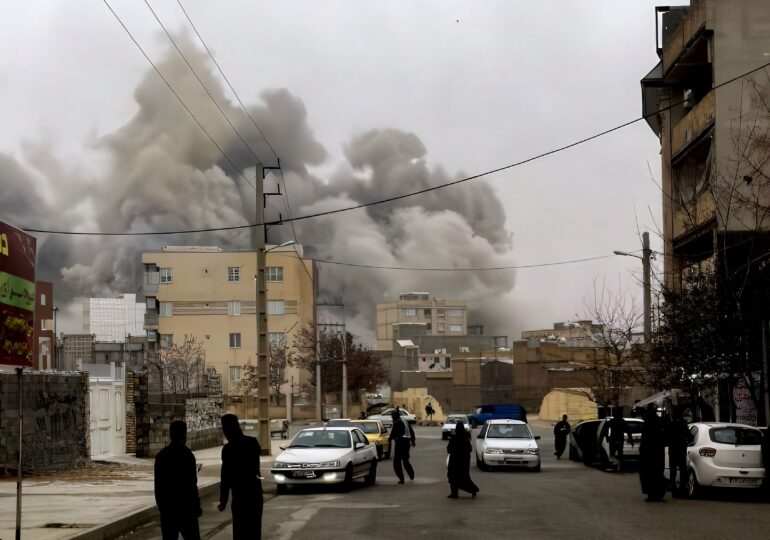 <span style="color:#990000;">LIVE</span> Iranul a lansat încă o rachetă spre Turcia. Mobilizare „fără precedent” a Franței. Emiratele nu vor ataca Iranul. Paramedici uciși în Liban