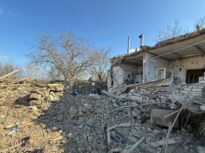 Ziua 1496 Ucraina prezintă scuze după ce dronele sale au căzut în Finlanda. SUA lasă petrol rusesc în Cuba. Zelenski propune un armistițiu energetic