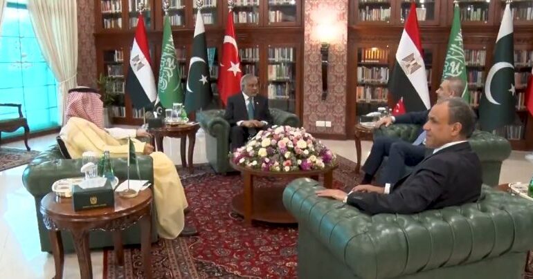 Ce s-a discutat la reuniunea de la Islamabad: Ormuz, petrolul și primele formule pentru oprirea războiului (Video)