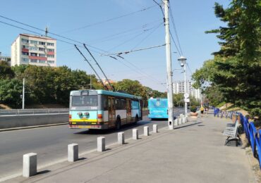 20 de șoferi STB, sub control judiciar. Sunt acuzați că goleau rezervoarele autobuzelor în timpul turelor de noapte