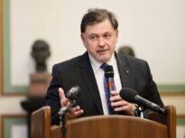 Rafila: Propunerile Pfizer au fost de refazare, adică aceeași cantitate de vaccinuri să fie livrată în doi ani și a existat și o discuție în care nu mai livrau și să plătim 75% din valoarea dozelor nelivrate, 450 mil. euro/ România trebuie să facă apel