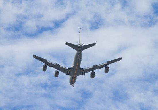 Cinci avioane americane de realimentare au decolat din București spre Orientul Mijlociu