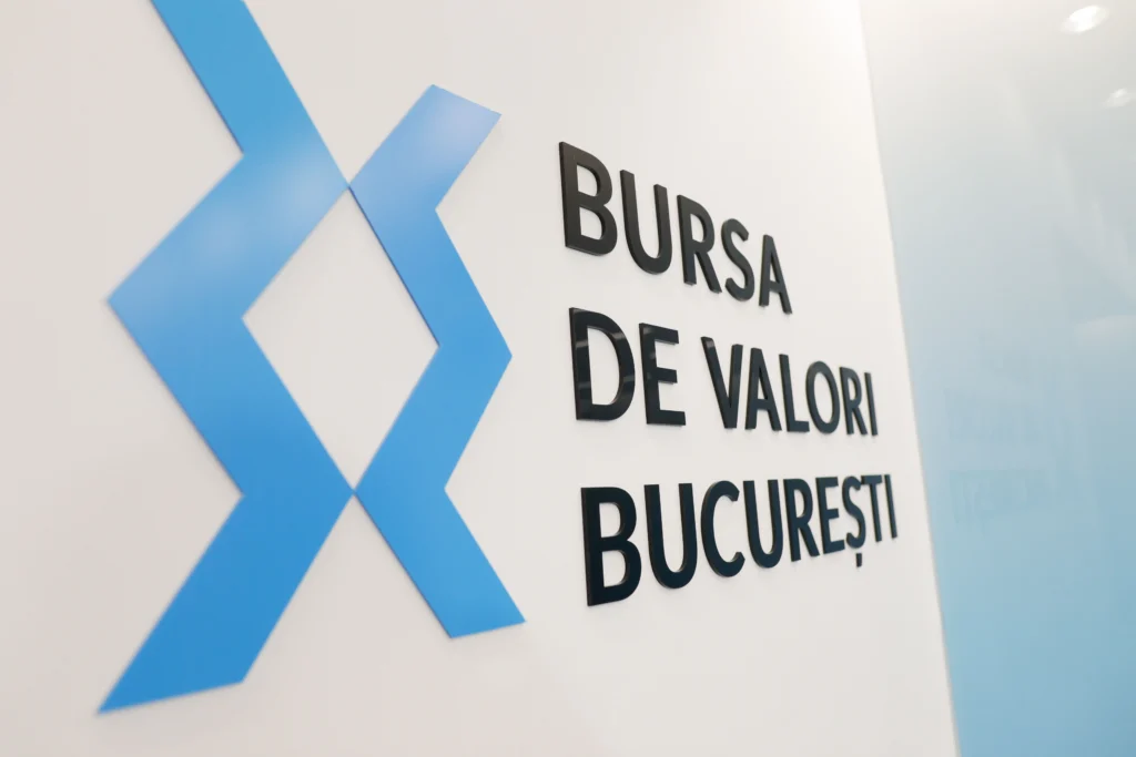 Paradoxul Bursei românești: Printre cele mai performante din lume, în timp ce economia se contractă, inflația e la 2 cifre, ratingul pe muchie, criza politică deja toxică