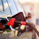 Cresc din nou prețurile la benzină și motorină. În București, litrul de motorină trece de 9 lei la unele stații | AUDIO