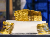 Coiful de la Coțofenești și brățările dacice revin în România. Când vor putea fi văzute la Muzeul Național de Istorie