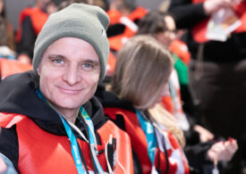 Gabriel Ciobotaru, omul care a făcut din propria poveste o șansă pentru alții: Când am pășit cu pancarta României, m-am gândit la tot drumul meu