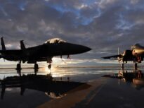 Ziua 36, război în Orientul Mijlociu Cursă contra cronometru pentru găsirea pilotului F-15. „Fratele” Iranului are liber în Ormuz. Demonstrație antirăzboi în Israel. Trump: iadul se va dezlănțui