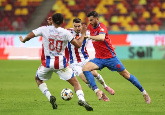 Replica dată de Mirel Rădoi conducerii FCSB după ce i s-a interzis să mai folosească un jucător de top