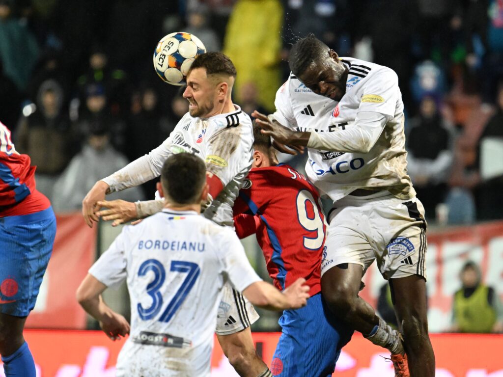Verdictul specialistului în arbitraj după fazele controversate din Botoșani – FCSB: „Nu am mai văzut așa ceva”