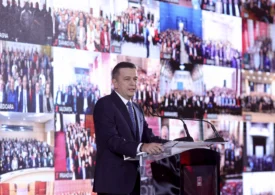 PSD a votat retragerea sprijinului politic pentru Bolojan. Grindeanu: Mai bine o Opoziție cu voce, decât o guvernare cu capul plecat! (Video)