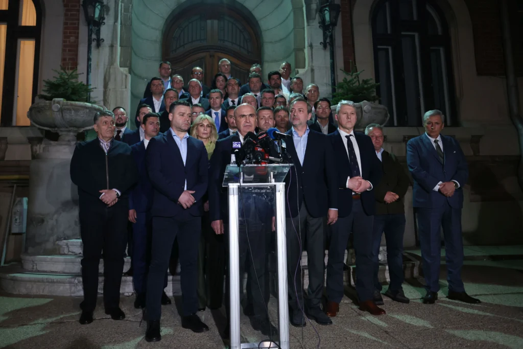 Bolojan nu își dă demisia după ce PSD i-a retras sprijinul politic: Voi continua să exercit mandatul de premier