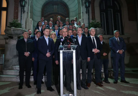 Bolojan nu își dă demisia după ce PSD i-a retras sprijinul politic: Voi continua să exercit mandatul de premier