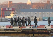 Un luptător american de la forțele speciale a fost arestat, după ce a câștigat 400.000 de dolari din pariuri pe raidul împotriva lui Maduro