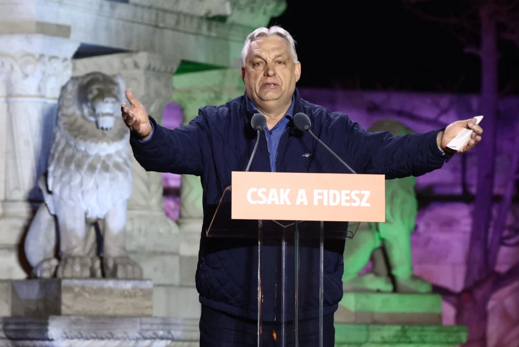 Trump și Putin n-au reușit să-l salveze pe Viktor Orban de furia maghiarilor sătui de corupție