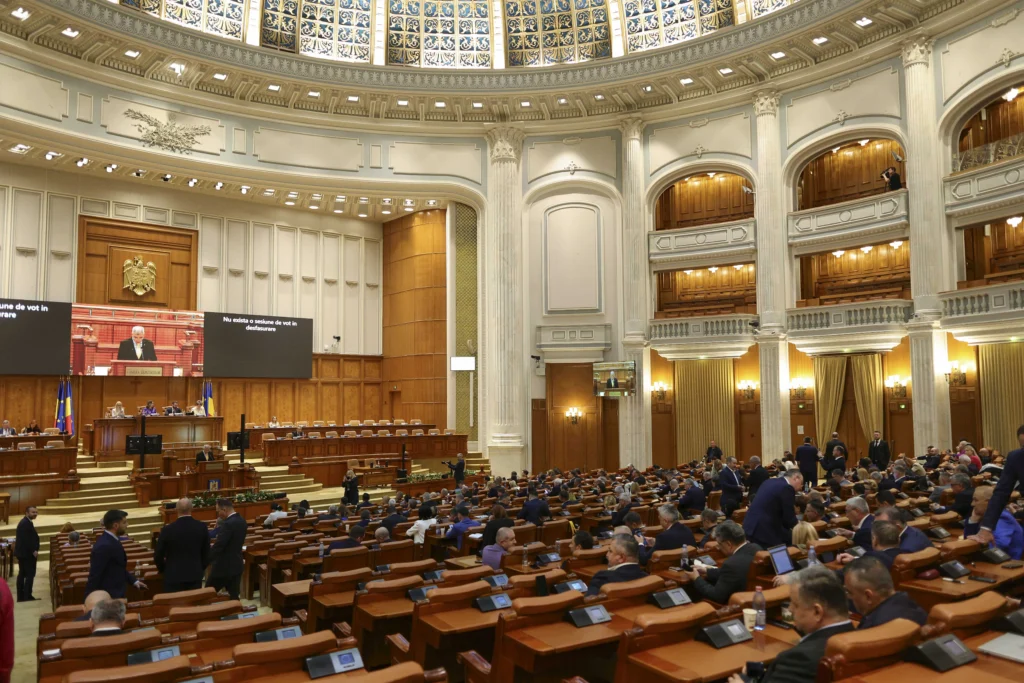 Guvernele postdecembriste demise prin moțiuni de cenzură. De la cel mai scurt guvern, la Executivul demis cu cele mai multe voturi