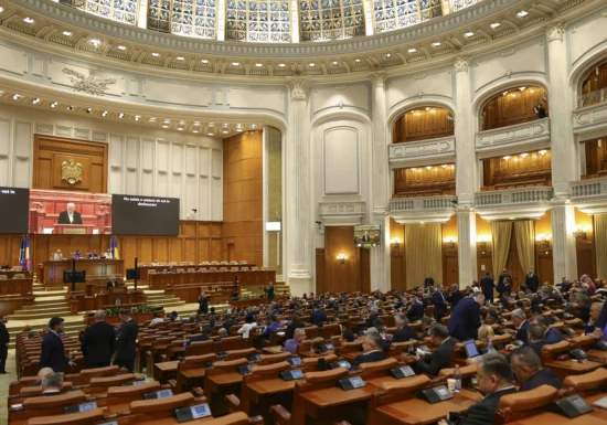 Parlamentarii intrați pe listele POT ar putea să nu voteze moțiunea PSD-AUR