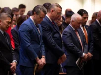 Războiul deloc sfânt purtat de șeful Pentagonului