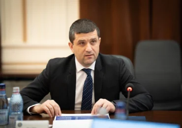 Miruță: Avioanele aveau autorizație de tragere, dar nu se putea interveni fără riscuri mai mari. Ministrul a vorbit cu Mark Rutte