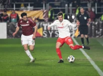 Dinamo o umilește pe Rapid în marele derbi