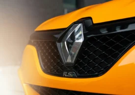 Renault dă afară aproape 2.500 de ingineri, inclusiv din România