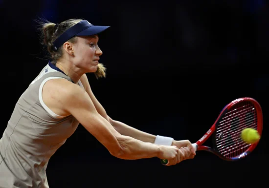 Rîbakina și Muchova, finaliste la turneul WTA de la Stuttgart